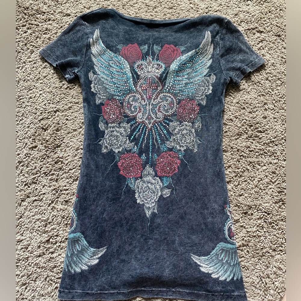 Y2k bedazzled graphic ribbed shirt